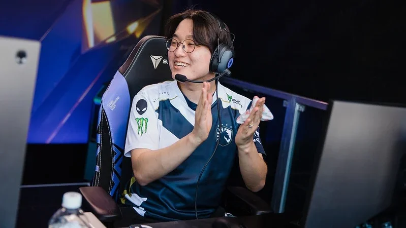 CoreJJ cùng đồng đội tại Team Liquid vô địch LCS